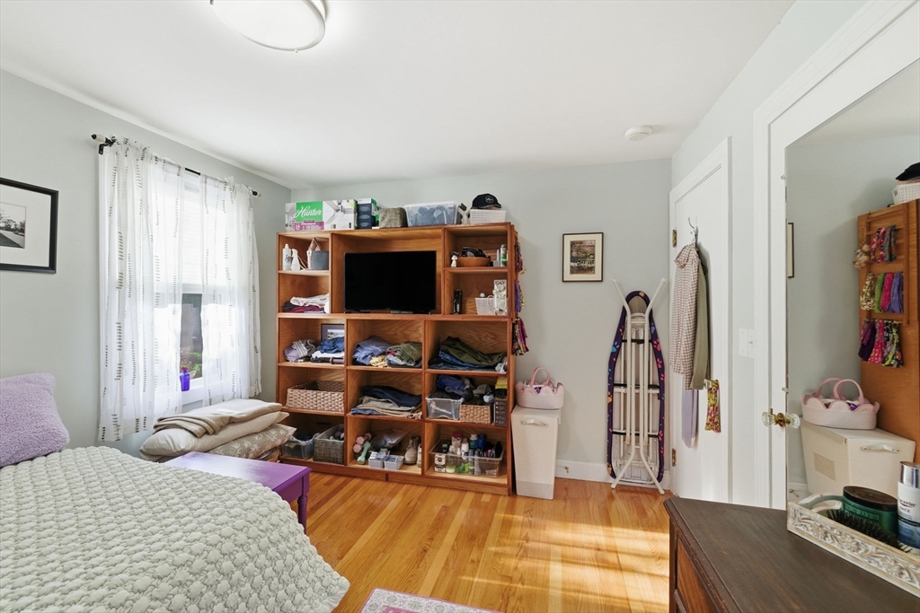 Lawrence, Massachusetts, 01843, United States, 3 Bedrooms Bedrooms, ,1 BathroomBathrooms,Residential,For Sale,1974061