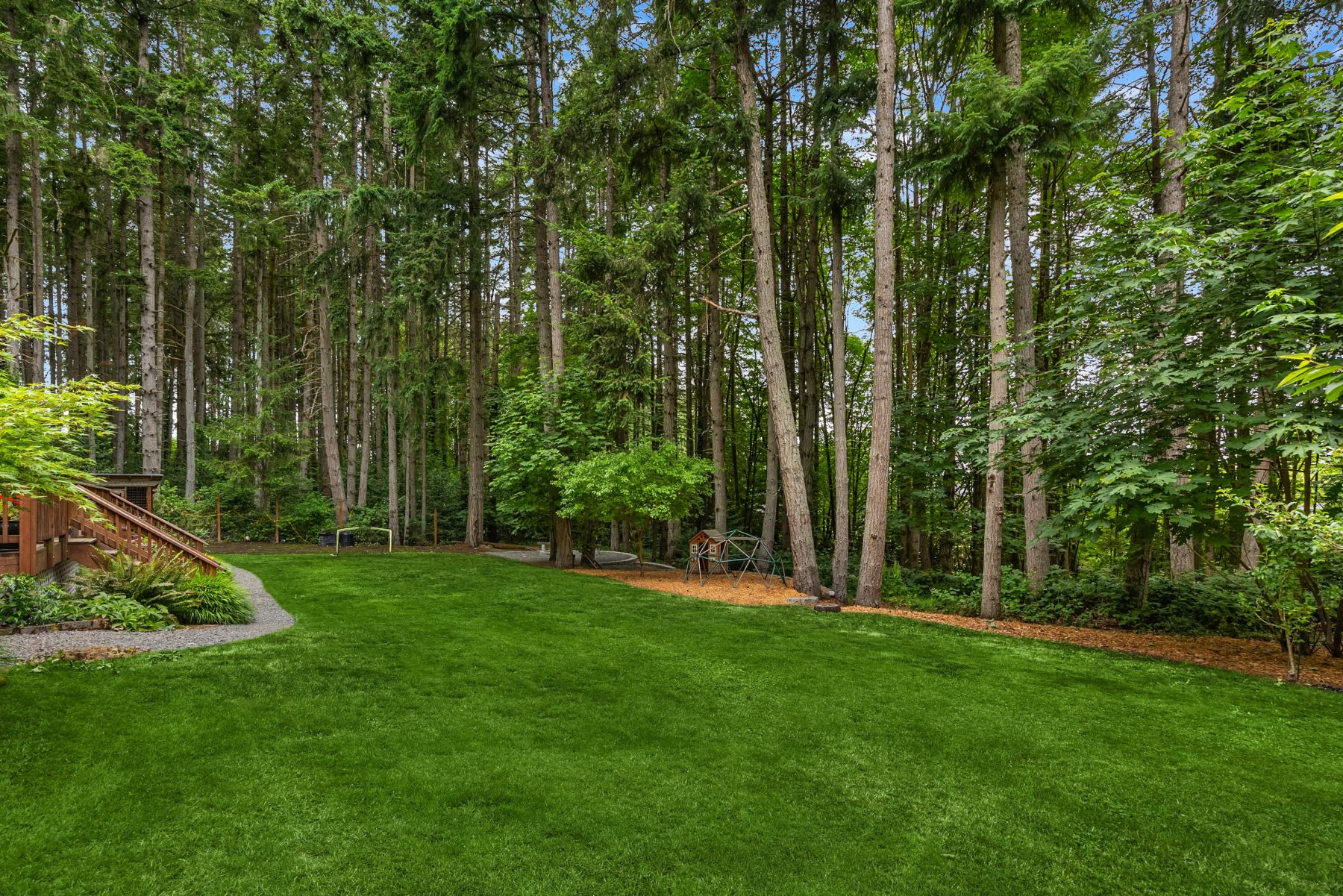  5249 Rose Ave NE, Bainbridge Island, WA 98110 - 物件實景