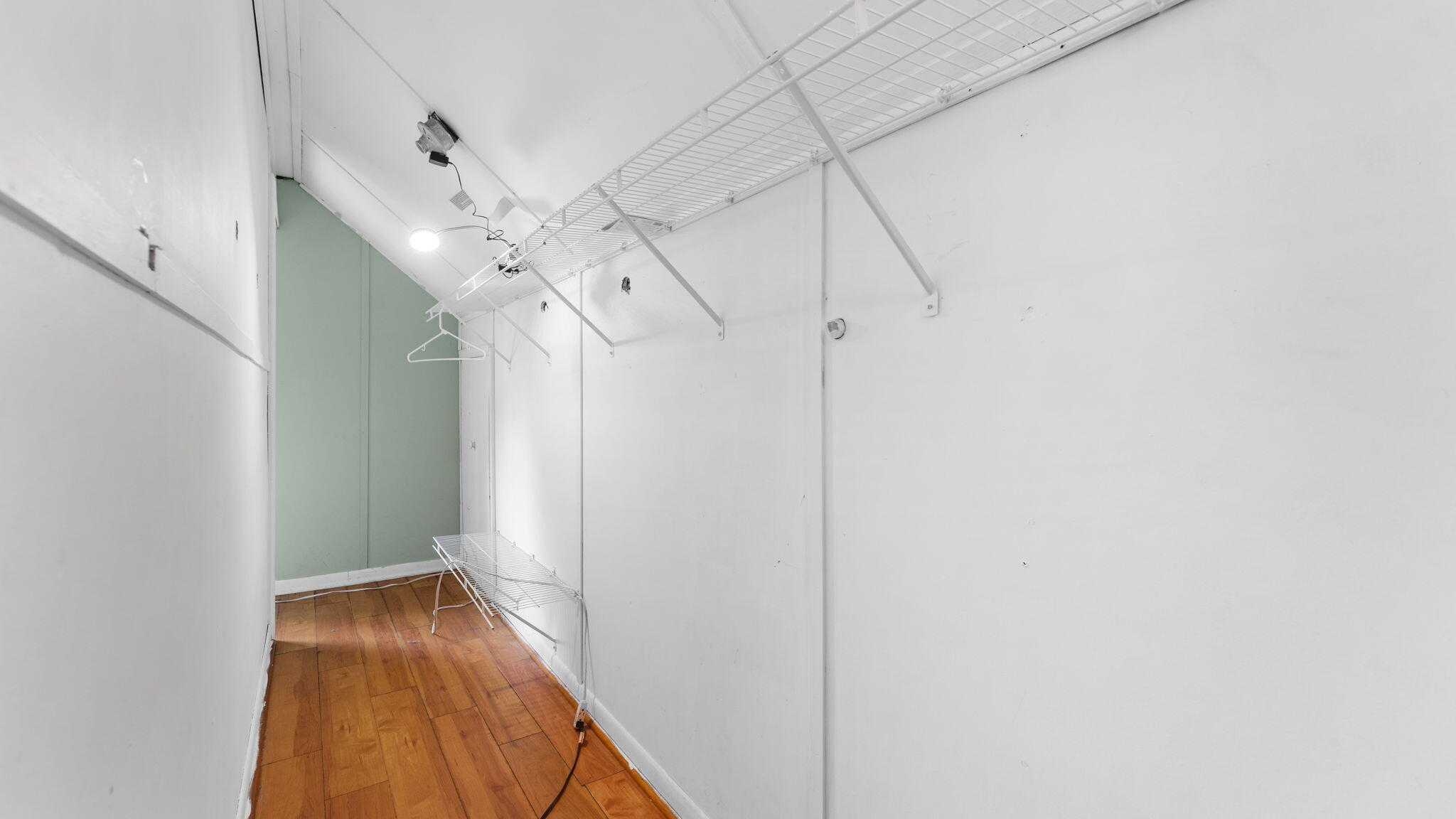 Ann Arbor, Michigan, 48103, United States, 3 Bedrooms Bedrooms, ,2 BathroomsBathrooms,Residential,For Sale,1937160