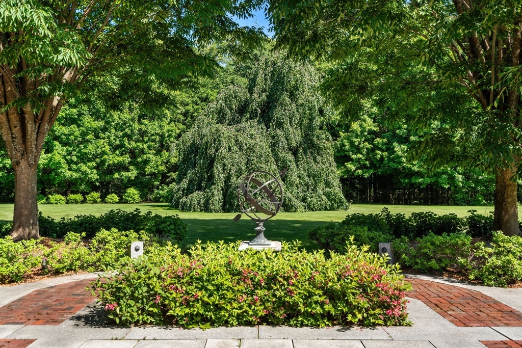 Concord, Massachusetts, 01742, United States, 6 Bedrooms Bedrooms, ,9 BathroomsBathrooms,Residential,For Sale,2000973