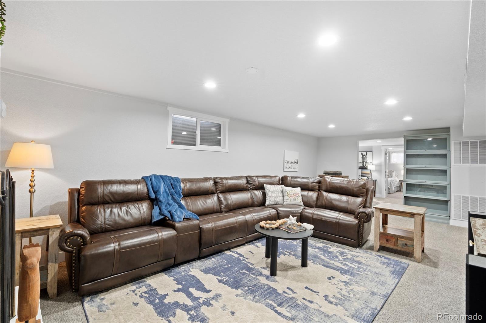 Littleton, Colorado, 80120, United States, 5 Bedrooms Bedrooms, ,1 BathroomBathrooms,Residential,For Sale,1940390