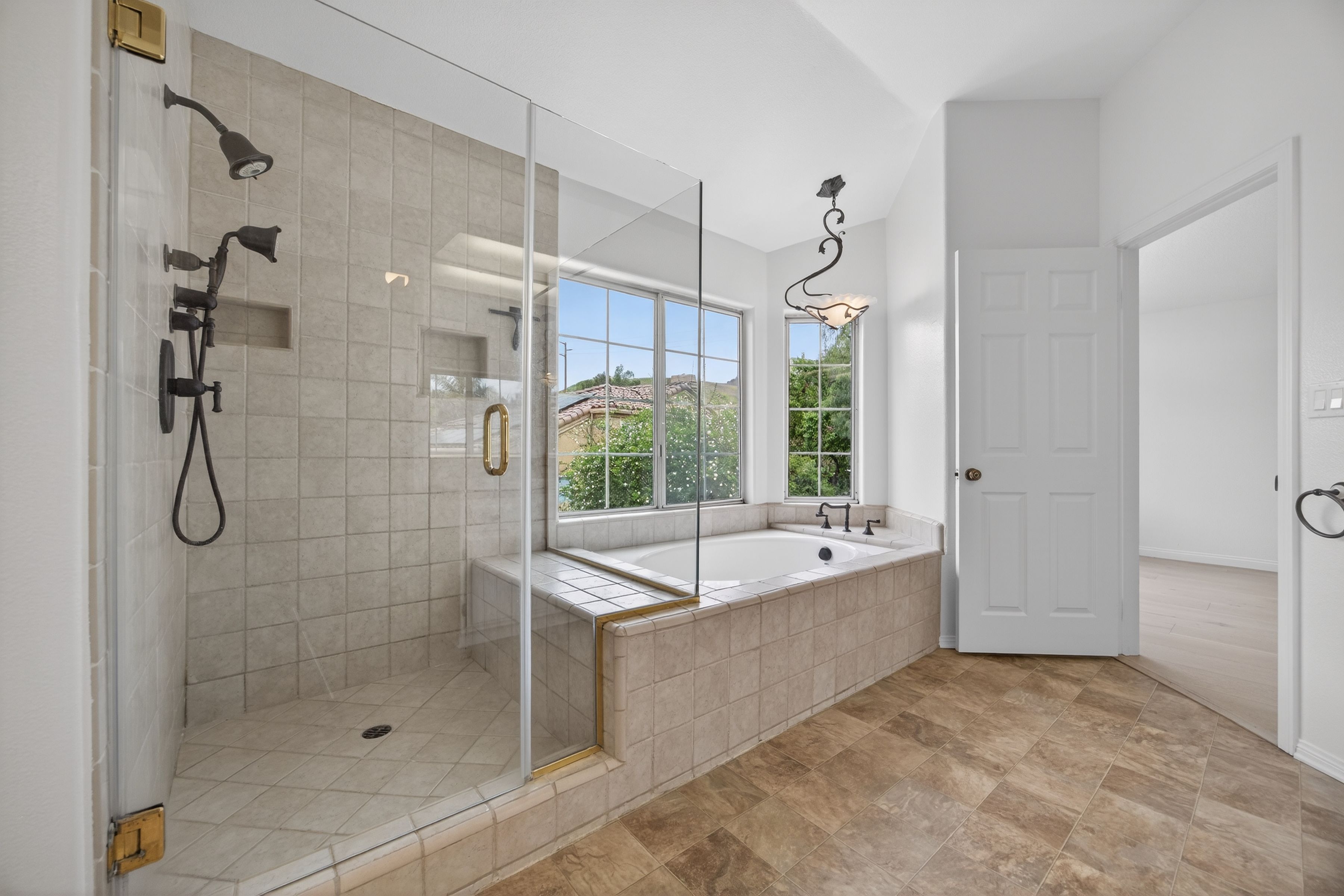  26607 Marigold Court, Calabasas - 物件實景