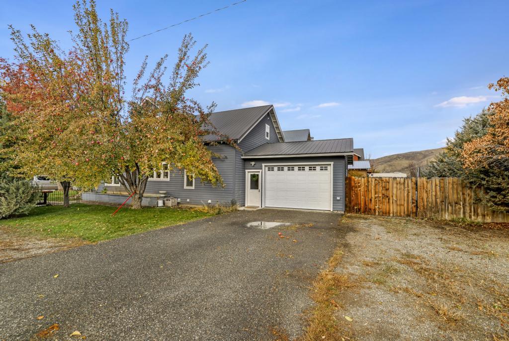 Bellevue, Idaho, 83313, United States, 4 Bedrooms Bedrooms, ,3 BathroomsBathrooms,Residential,For Sale,1989218