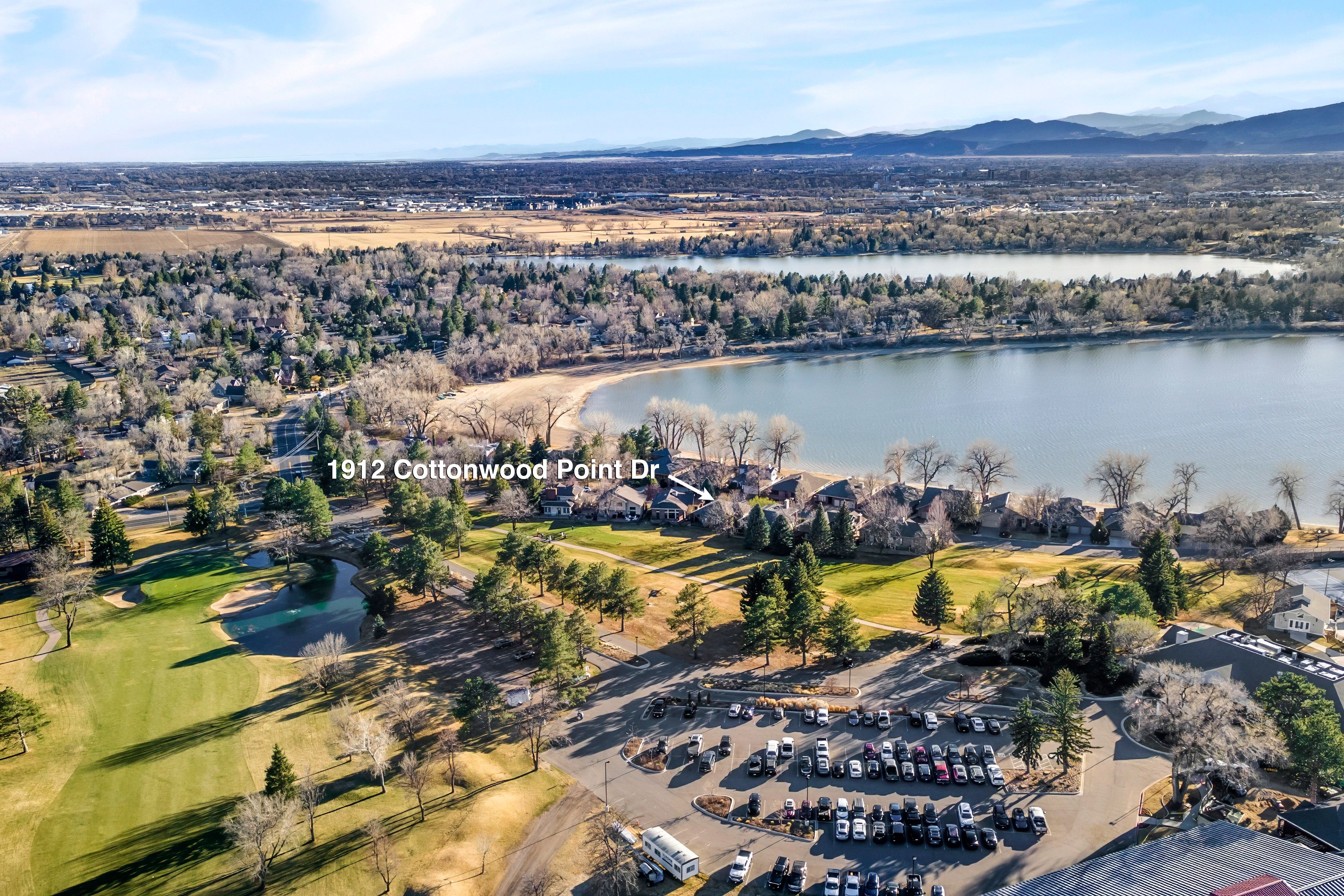  Cottonwood Pointe Home Tucked Along the 9th Fairway of Fort Collins Country Club - 物件實景