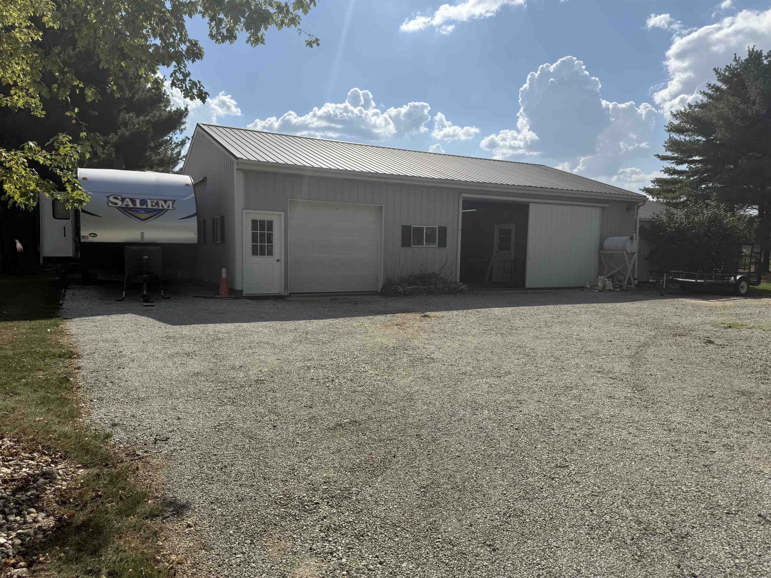 Huntington, Indiana, 46750, United States, 4 Bedrooms Bedrooms, ,3 BathroomsBathrooms,Residential,For Sale,1957366