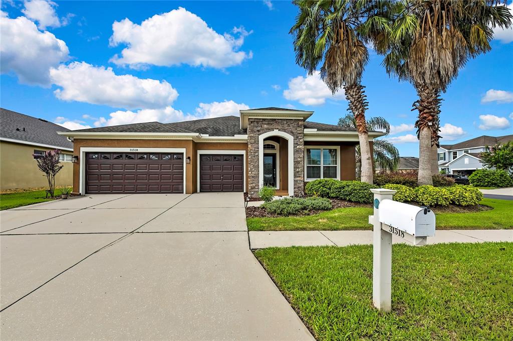 Wesley Chapel, Florida, 33543, United States, 4 Bedrooms Bedrooms, ,2 BathroomsBathrooms,Residential,For Sale,1979426