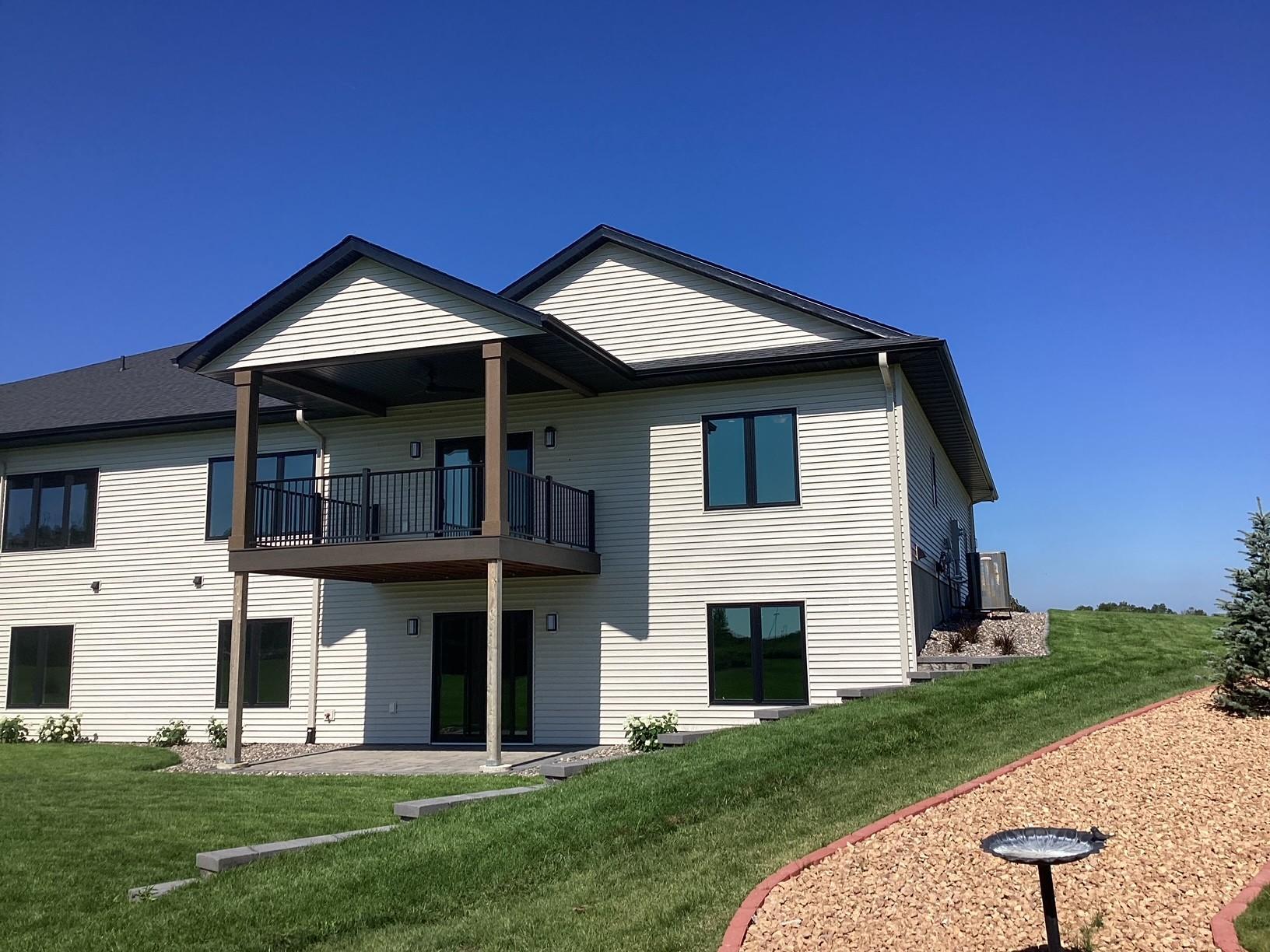 Albert Lea, Minnesota, 56007, United States, 4 Bedrooms Bedrooms, ,2 BathroomsBathrooms,Residential,For Sale,1978307