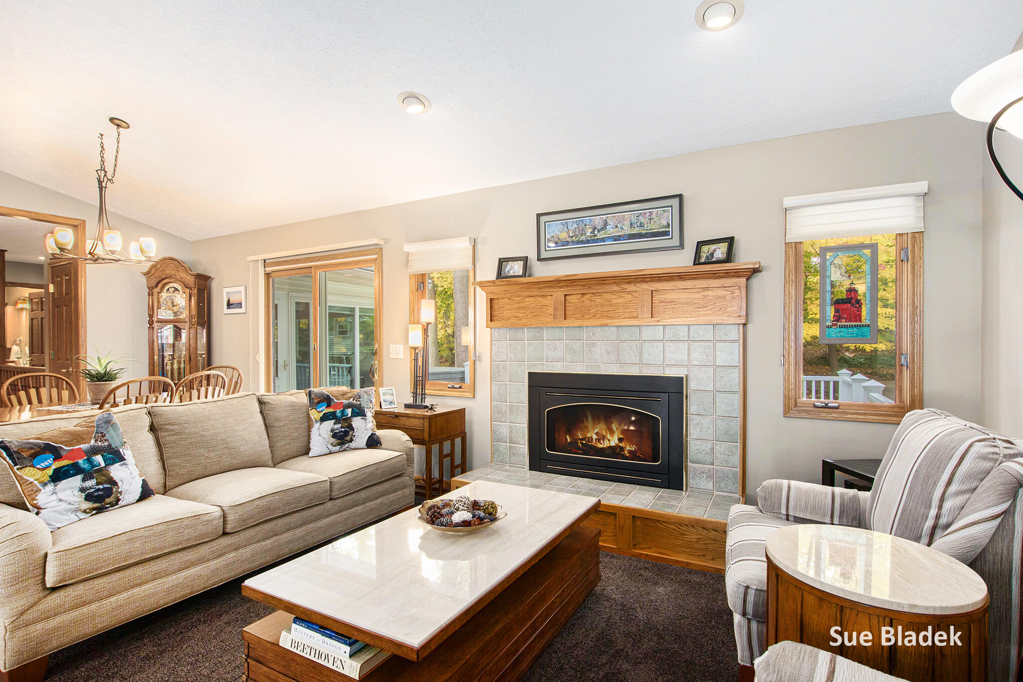 Holland, Michigan, 49424, United States, 3 Bedrooms Bedrooms, ,3 BathroomsBathrooms,Residential,For Sale,1989003