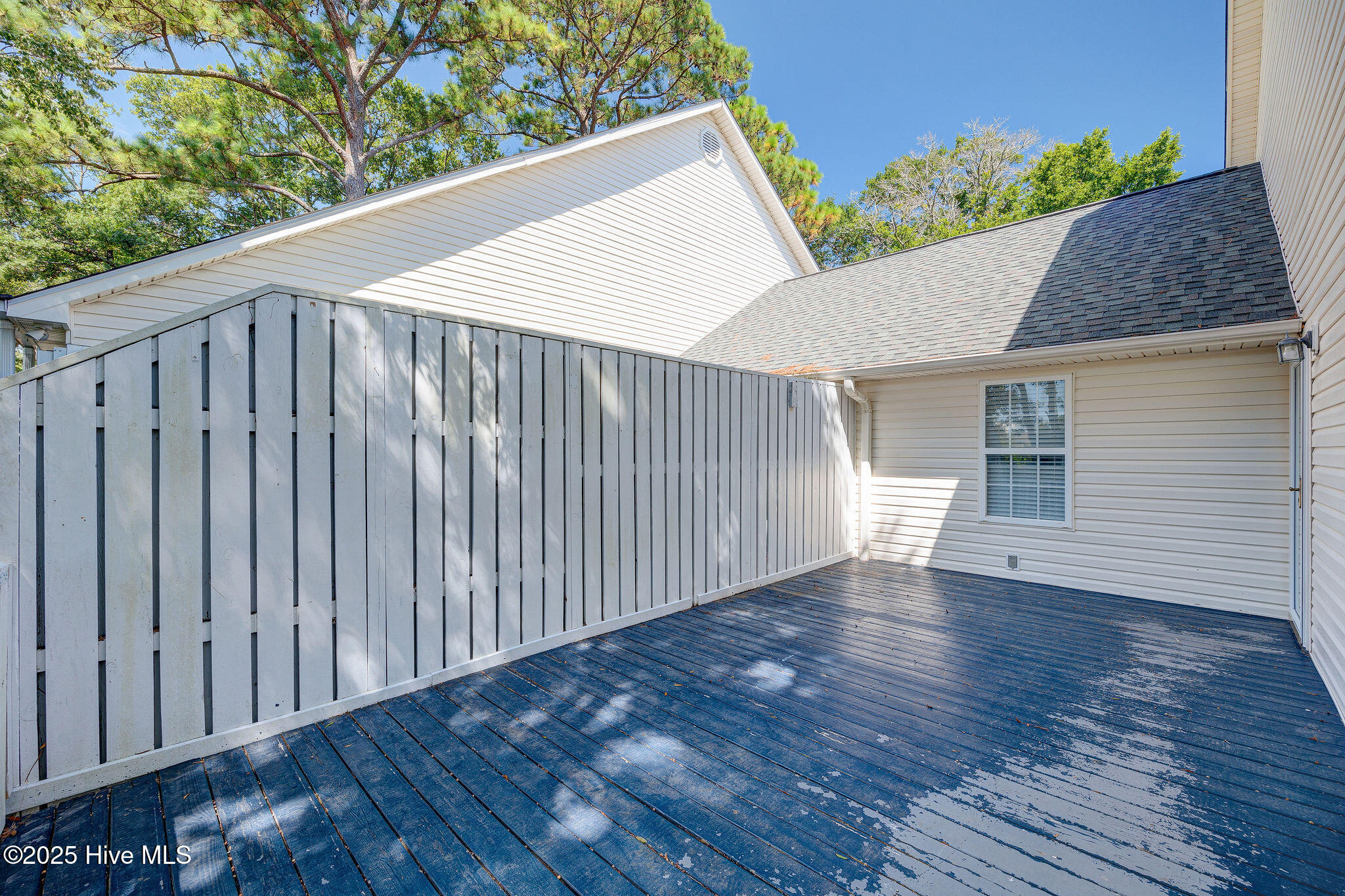 Carolina Beach, North Carolina, 28428, United States, 2 Bedrooms Bedrooms, ,2 BathroomsBathrooms,Residential,For Sale,1956851