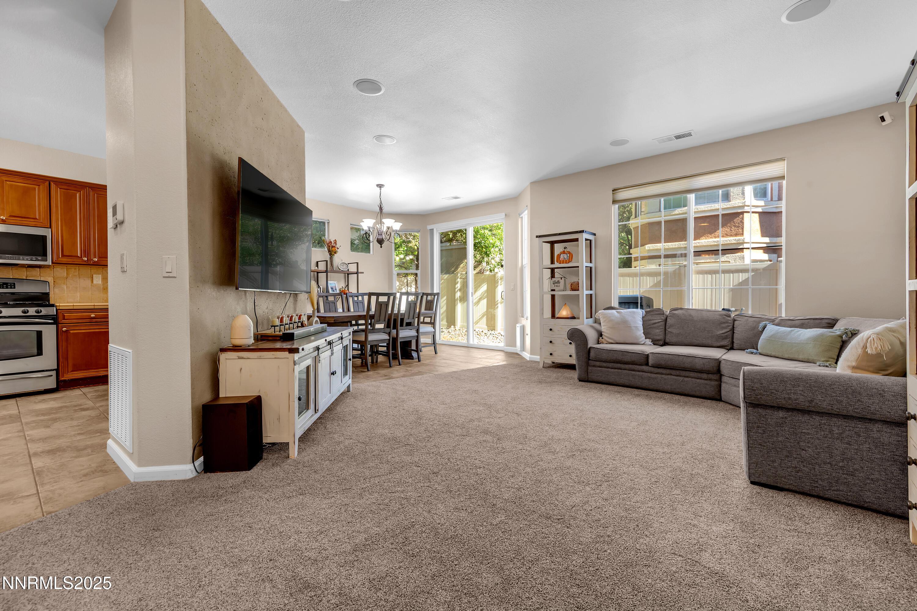 Reno, Nevada, 89521, United States, 3 Bedrooms Bedrooms, ,3 BathroomsBathrooms,Residential,For Sale,1955466