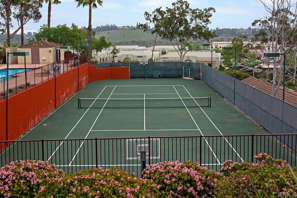 Oceanside, California, 92056, United States, 2 Bedrooms Bedrooms, ,2 BathroomsBathrooms,Residential,For Sale,1958982