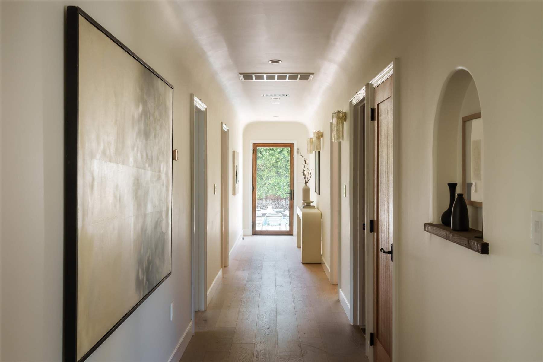  1545 N Benton Way - 物件實景