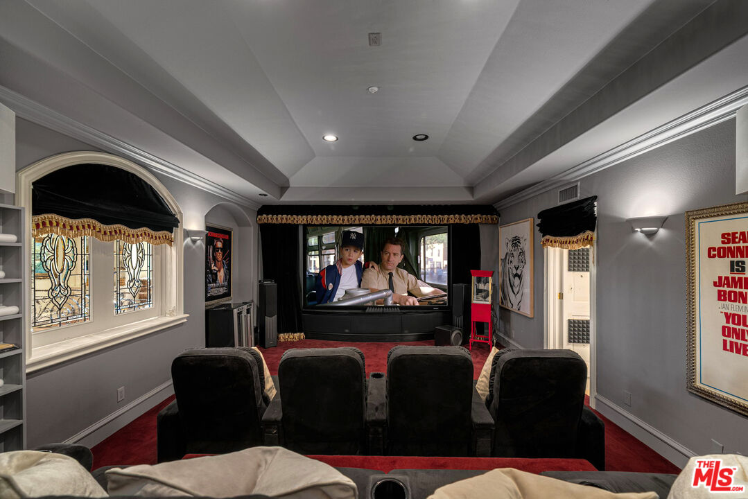 Westlake Village, California, 91362, United States, 7 Bedrooms Bedrooms, ,6 BathroomsBathrooms,Residential,For Sale,2003062