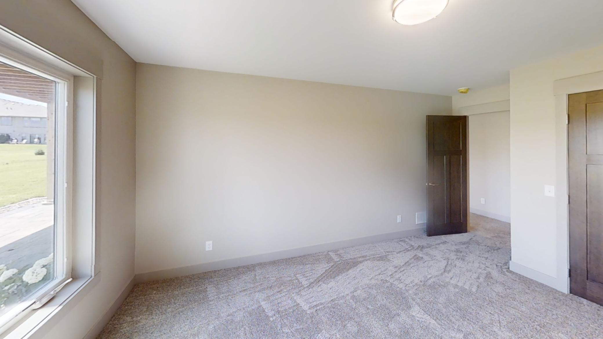 Albert Lea, Minnesota, 56007, United States, 4 Bedrooms Bedrooms, ,2 BathroomsBathrooms,Residential,For Sale,1978307