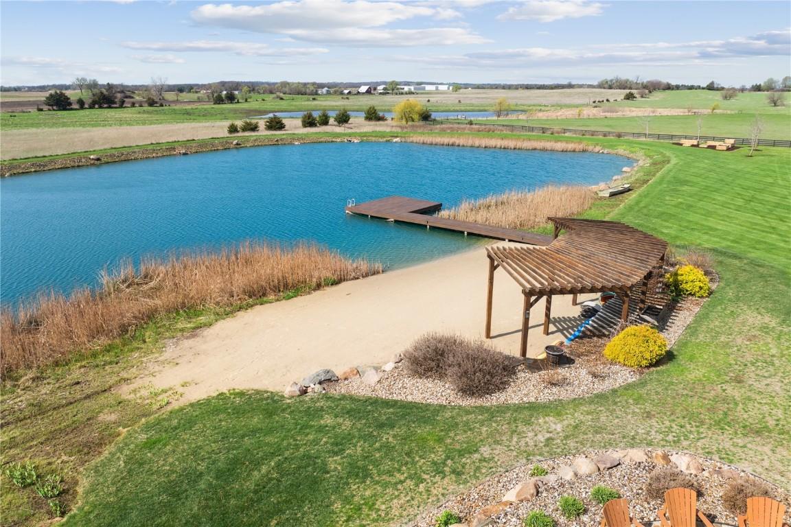 Vinton, Iowa, 52349, United States, 5 Bedrooms Bedrooms, ,6 BathroomsBathrooms,Residential,For Sale,1980405