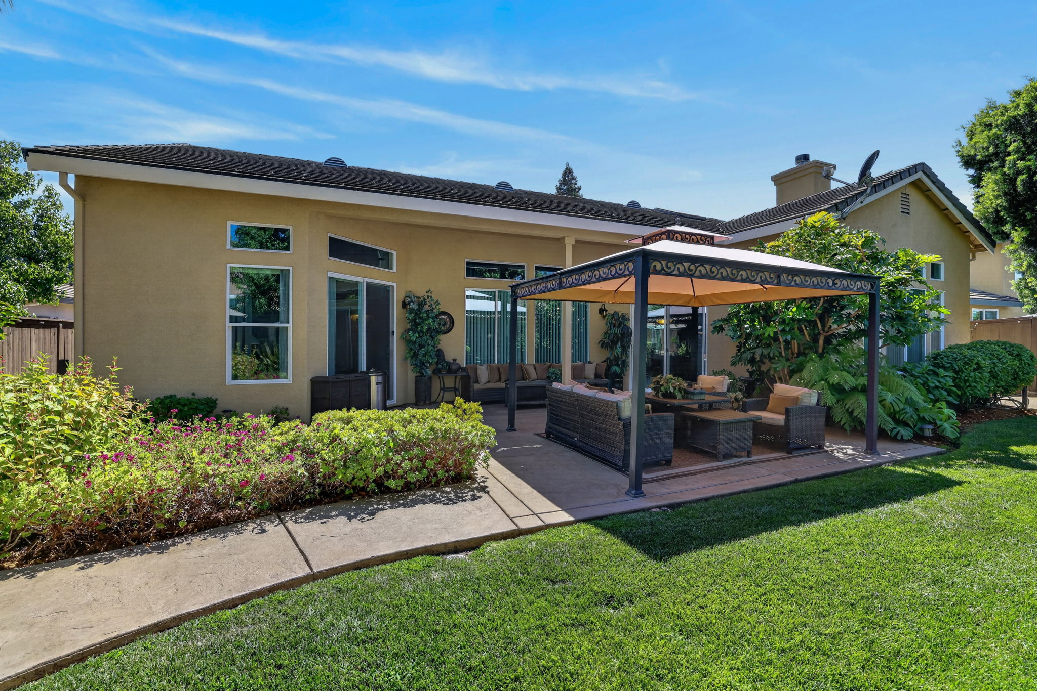  3729 Lake Terrace Drive, Elk Grove, CA 95758 - 物件實景