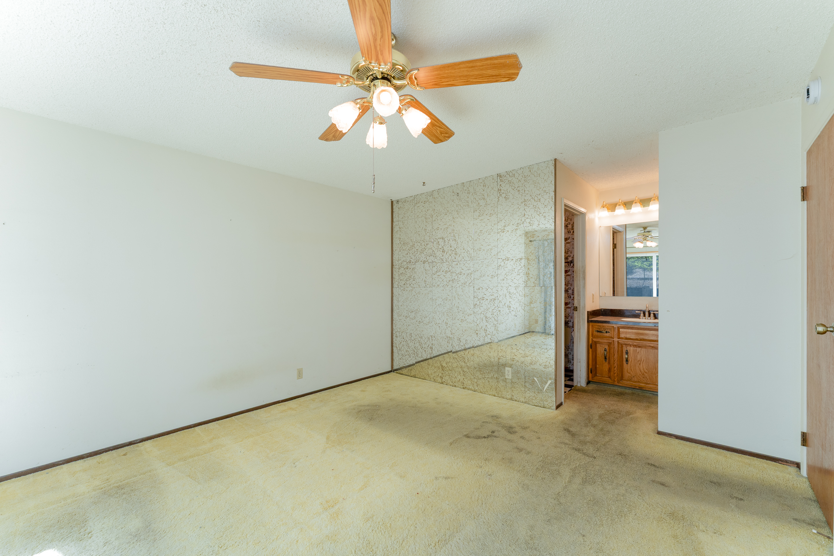 Ukiah, California, 95482, United States, 4 Bedrooms Bedrooms, ,2 BathroomsBathrooms,Residential,For Sale,1949294