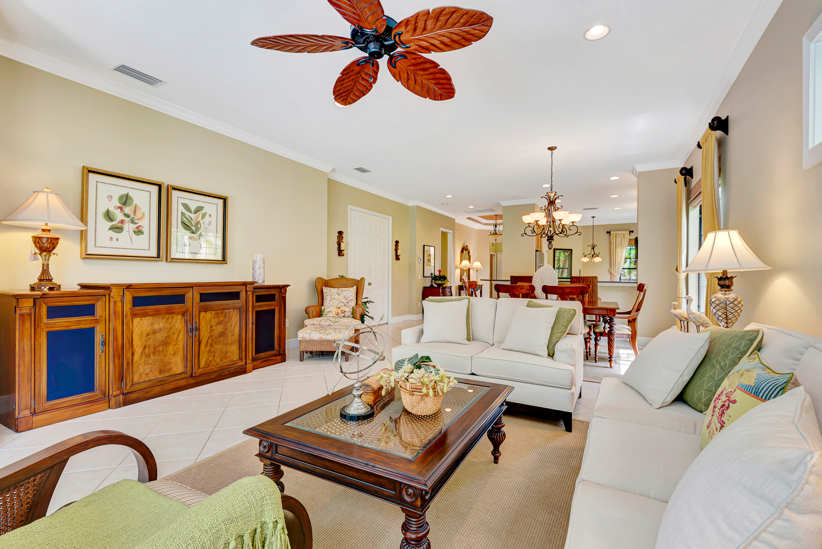 Lakewood, Florida, 34202, United States, 2 Bedrooms Bedrooms, ,2 BathroomsBathrooms,Residential,For Sale,1974879