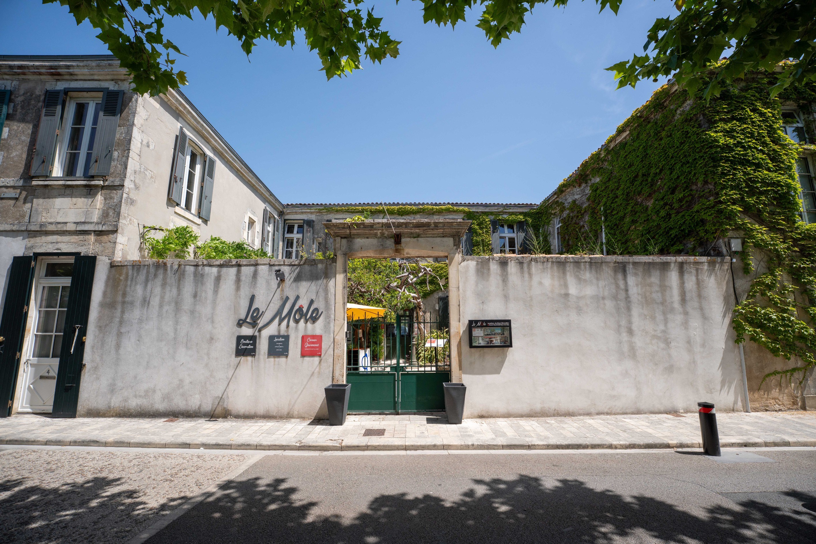  Île de Ré – La Flotte An Iconic Waterfront Heritage Address - 物件實景