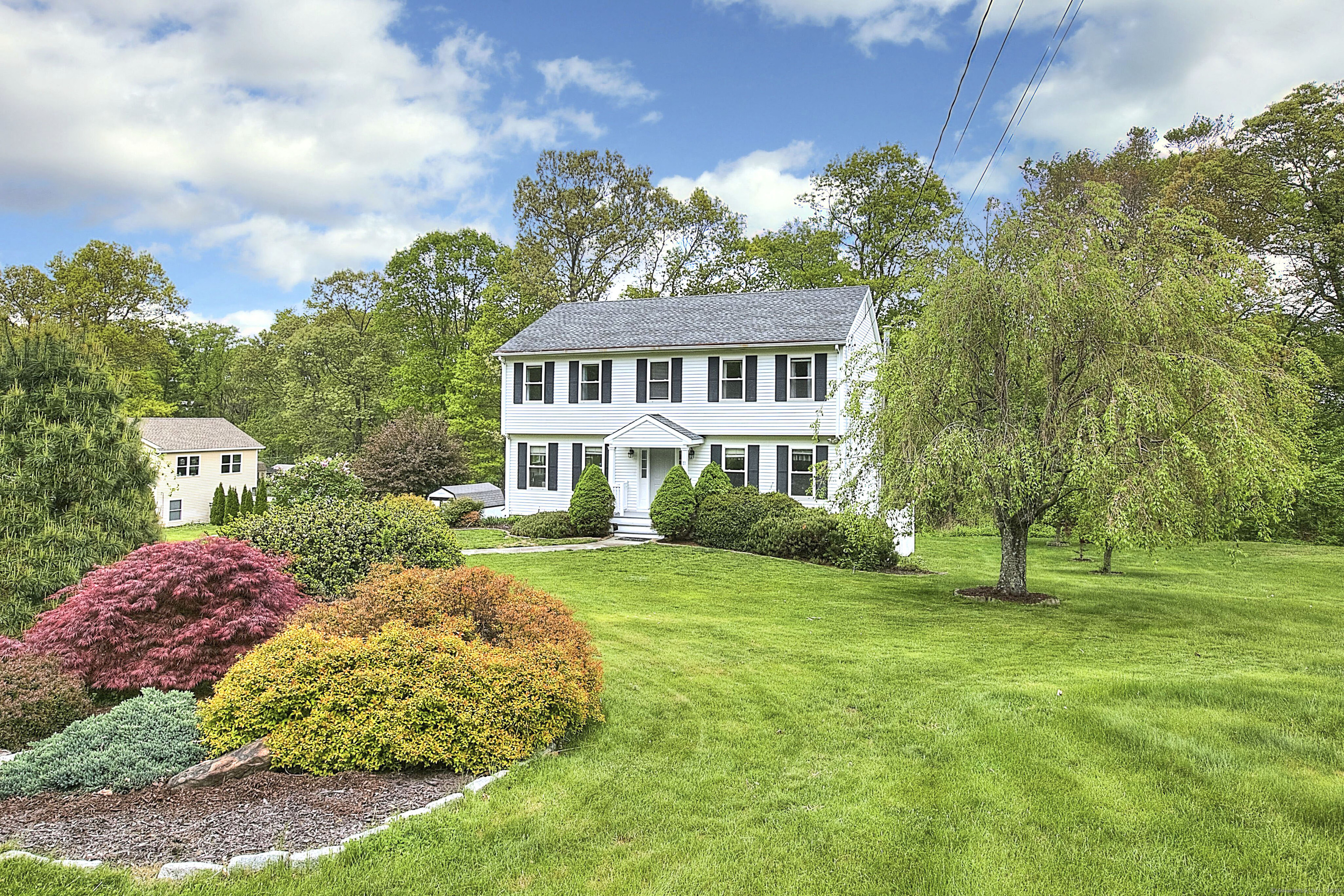 Seymour, Connecticut, 06483, United States, 4 Bedrooms Bedrooms, ,4 BathroomsBathrooms,Residential,For Sale,1820200