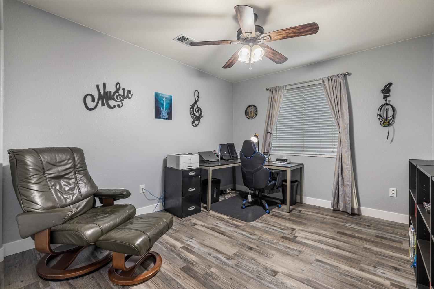 Ripon, California, 95366, United States, 6 Bedrooms Bedrooms, ,3 BathroomsBathrooms,Residential,For Sale,1978022