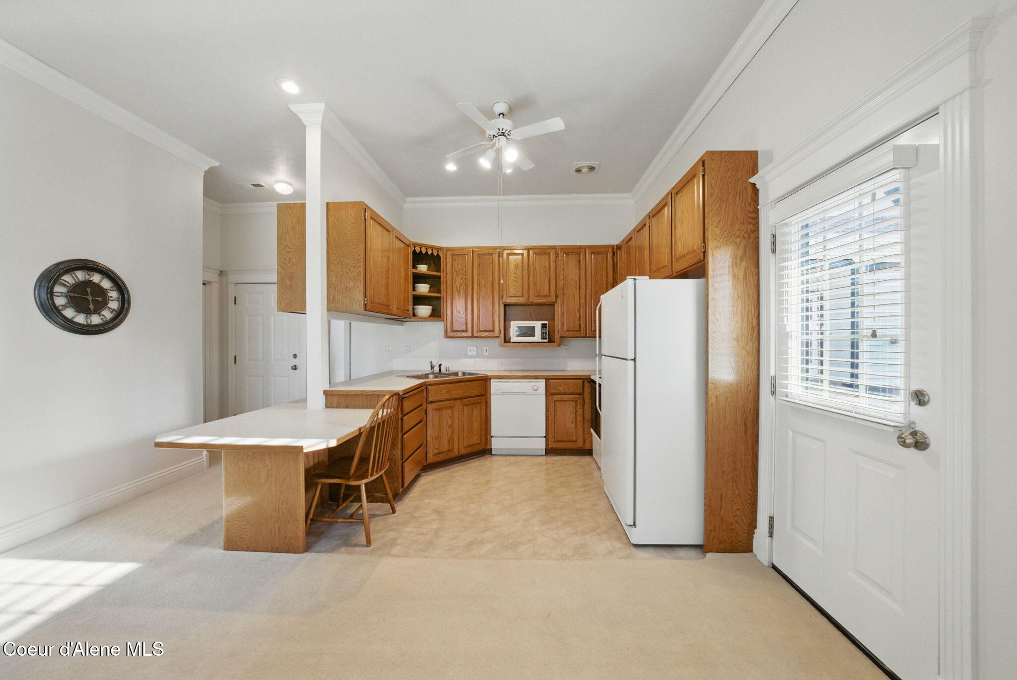 Newman Lake, Washington, 99025, United States, 6 Bedrooms Bedrooms, ,5 BathroomsBathrooms,Residential,For Sale,1798290
