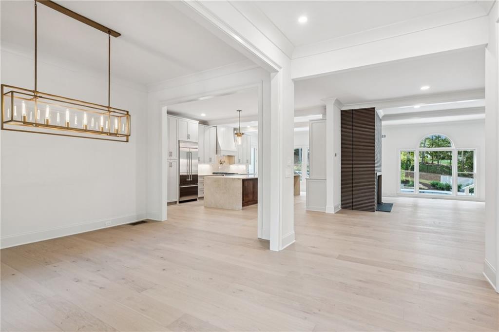 Alpharetta, Georgia, 30004, United States, 5 Bedrooms Bedrooms, ,7 BathroomsBathrooms,Residential,For Sale,1978962