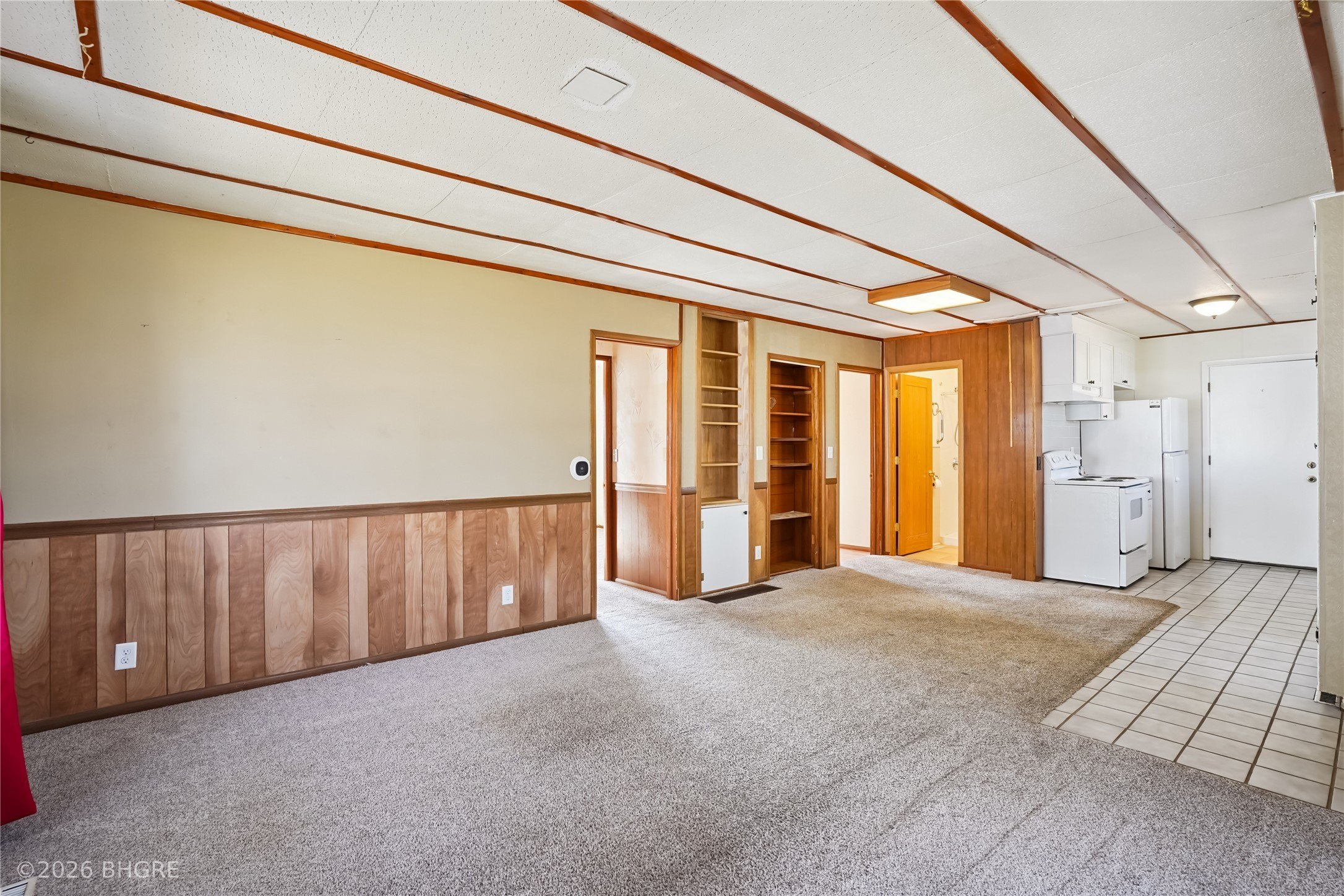 14th Ave, Marshalltown, IA 50158 #1