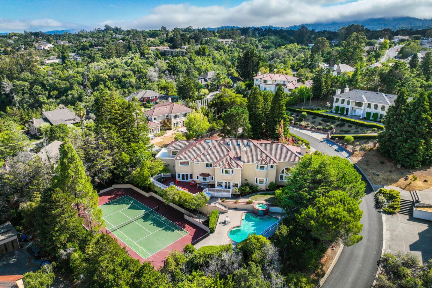 Hillsborough, California, 94010, United States, 5 Bedrooms Bedrooms, ,5 BathroomsBathrooms,Residential,For Sale,1940320