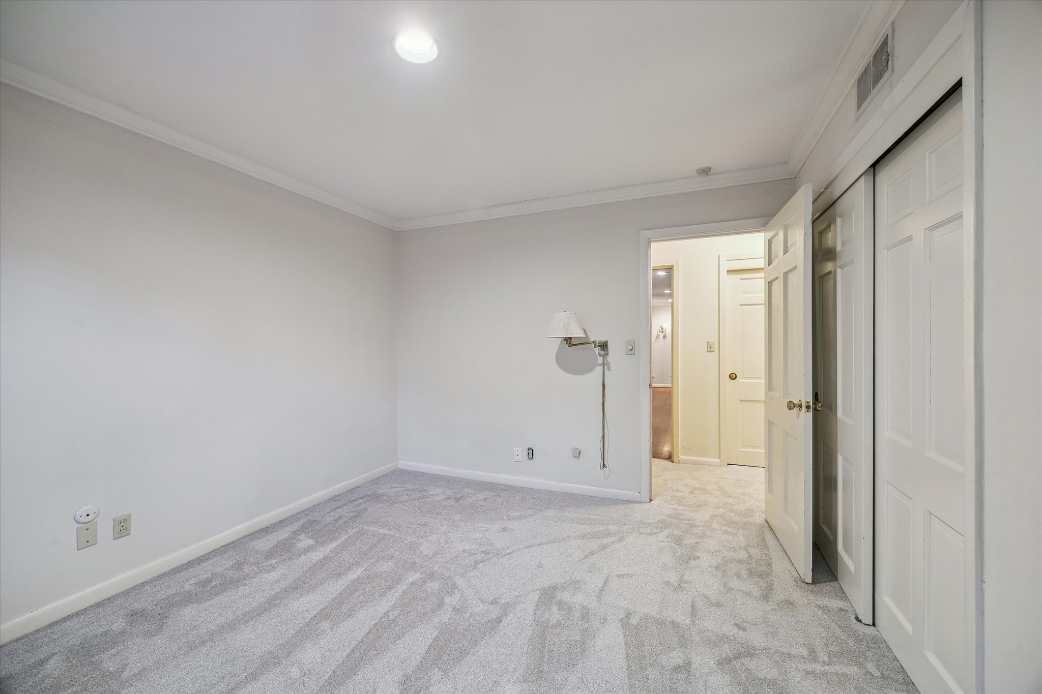  2126 Chimney Rock Road - 物件實景