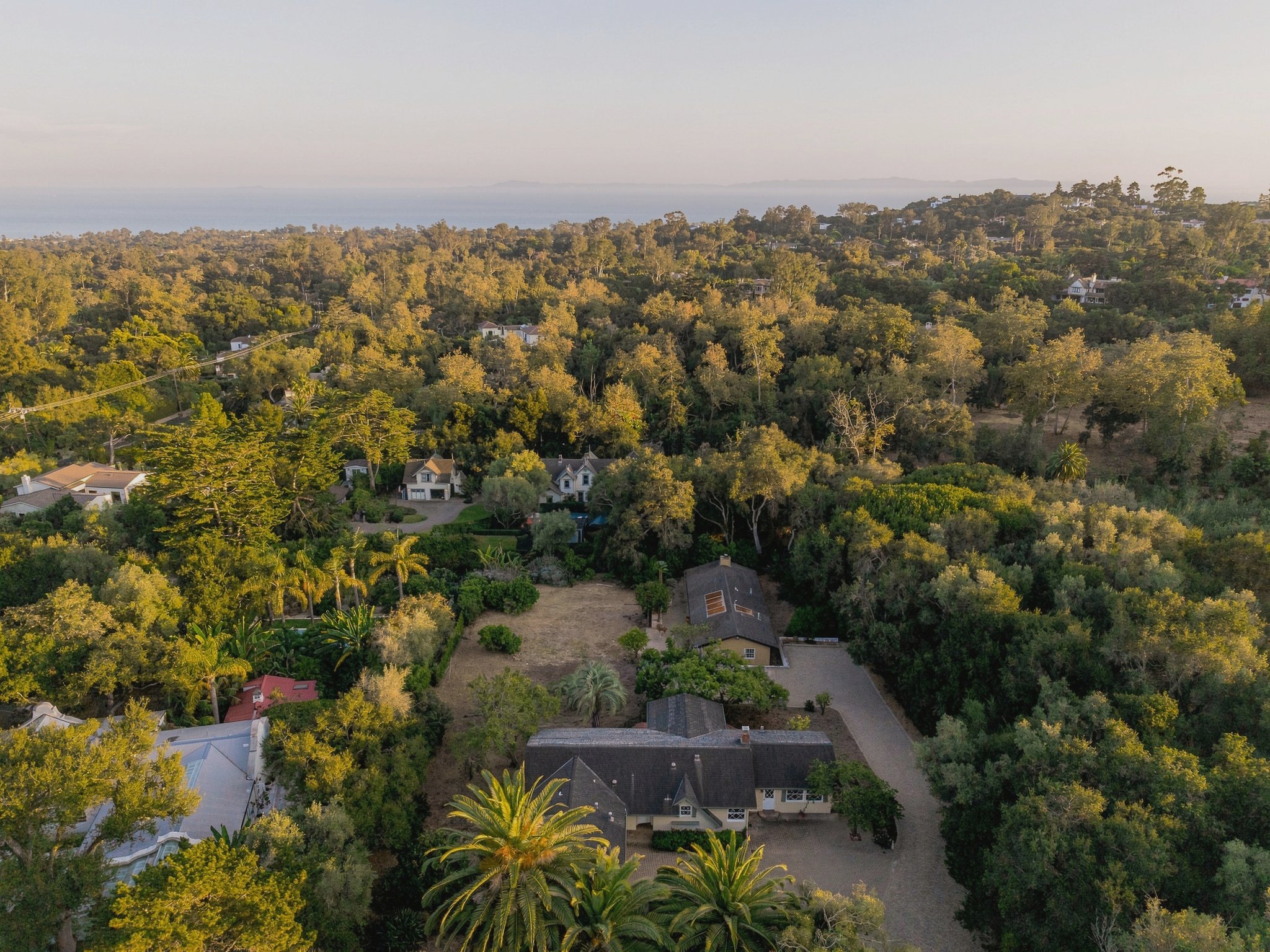  Private Montecito Compound - 物件實景