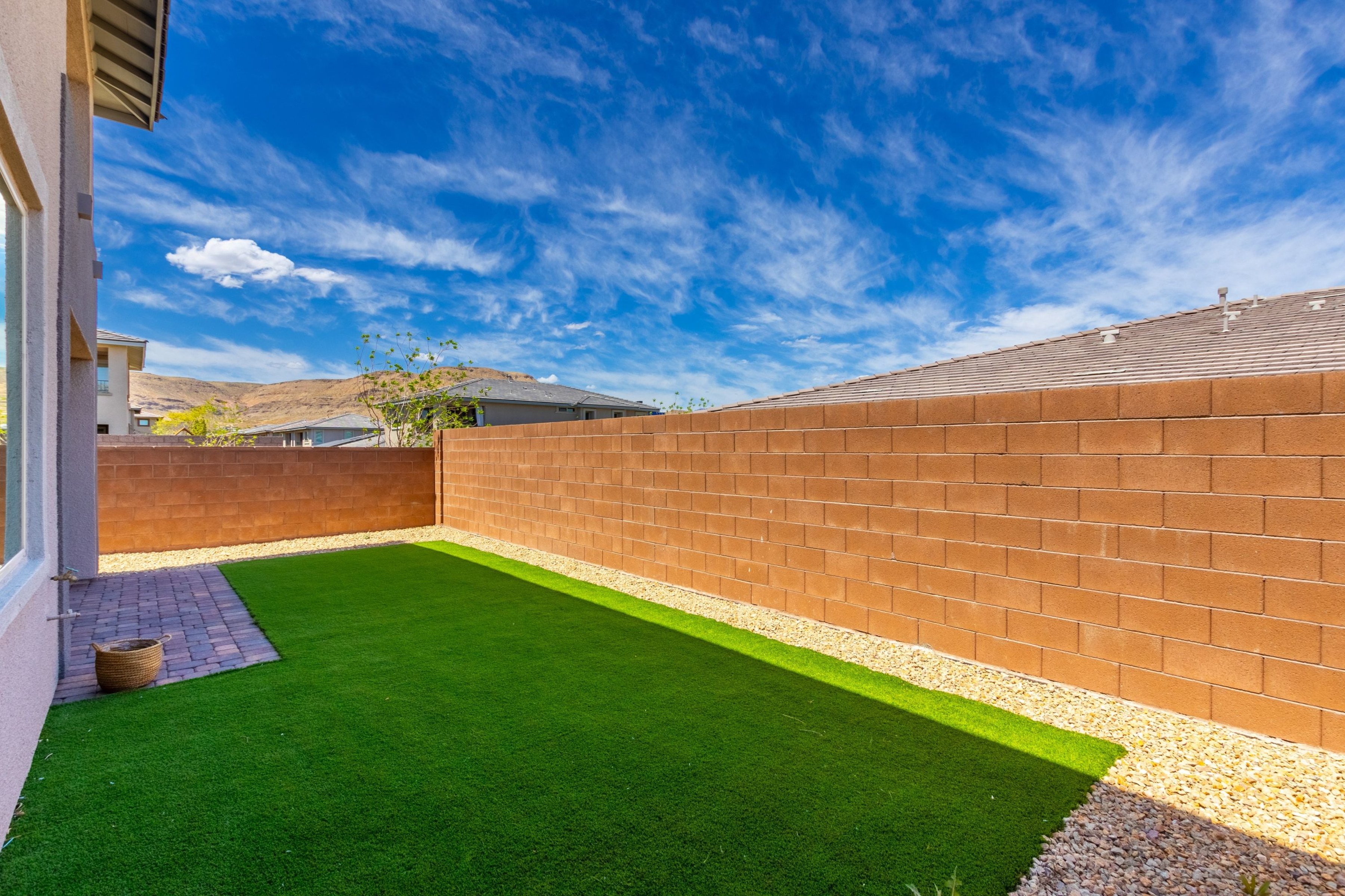  Four bedroom corner lot in very desirable southwest gated community - 物件實景