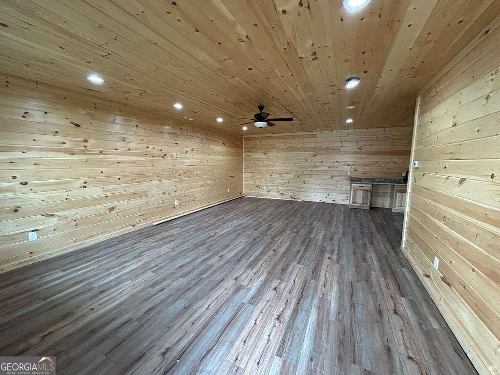 Mineral Bluff, Georgia, 30559, United States, 3 Bedrooms Bedrooms, ,3 BathroomsBathrooms,Residential,For Sale,1858884