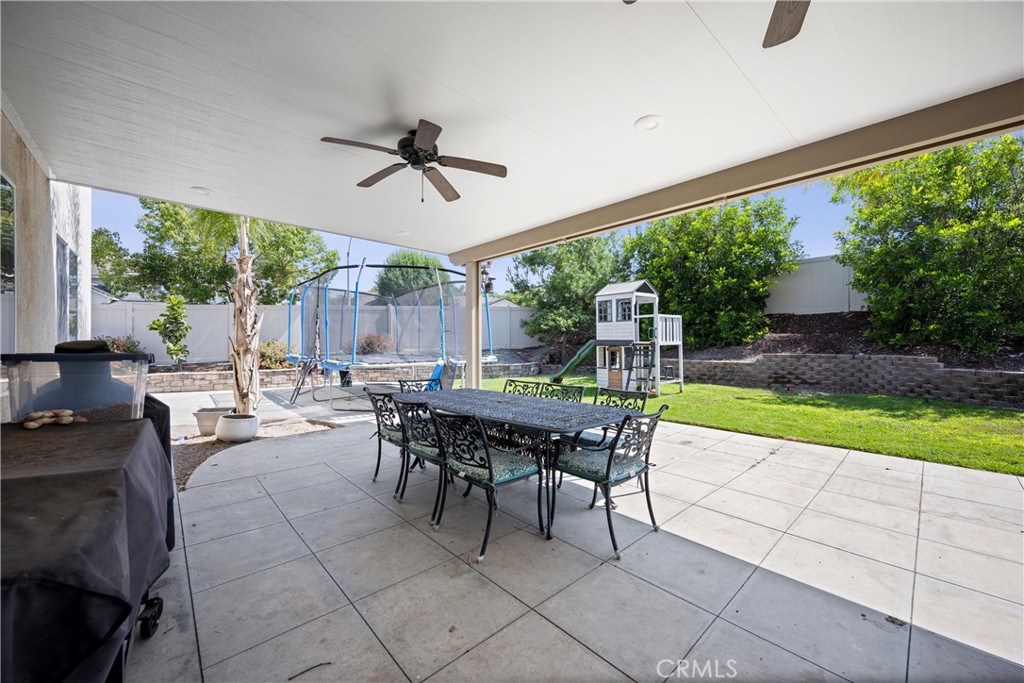 Riverside, California, 92503, United States, 4 Bedrooms Bedrooms, ,3 BathroomsBathrooms,Residential,For Sale,1875571