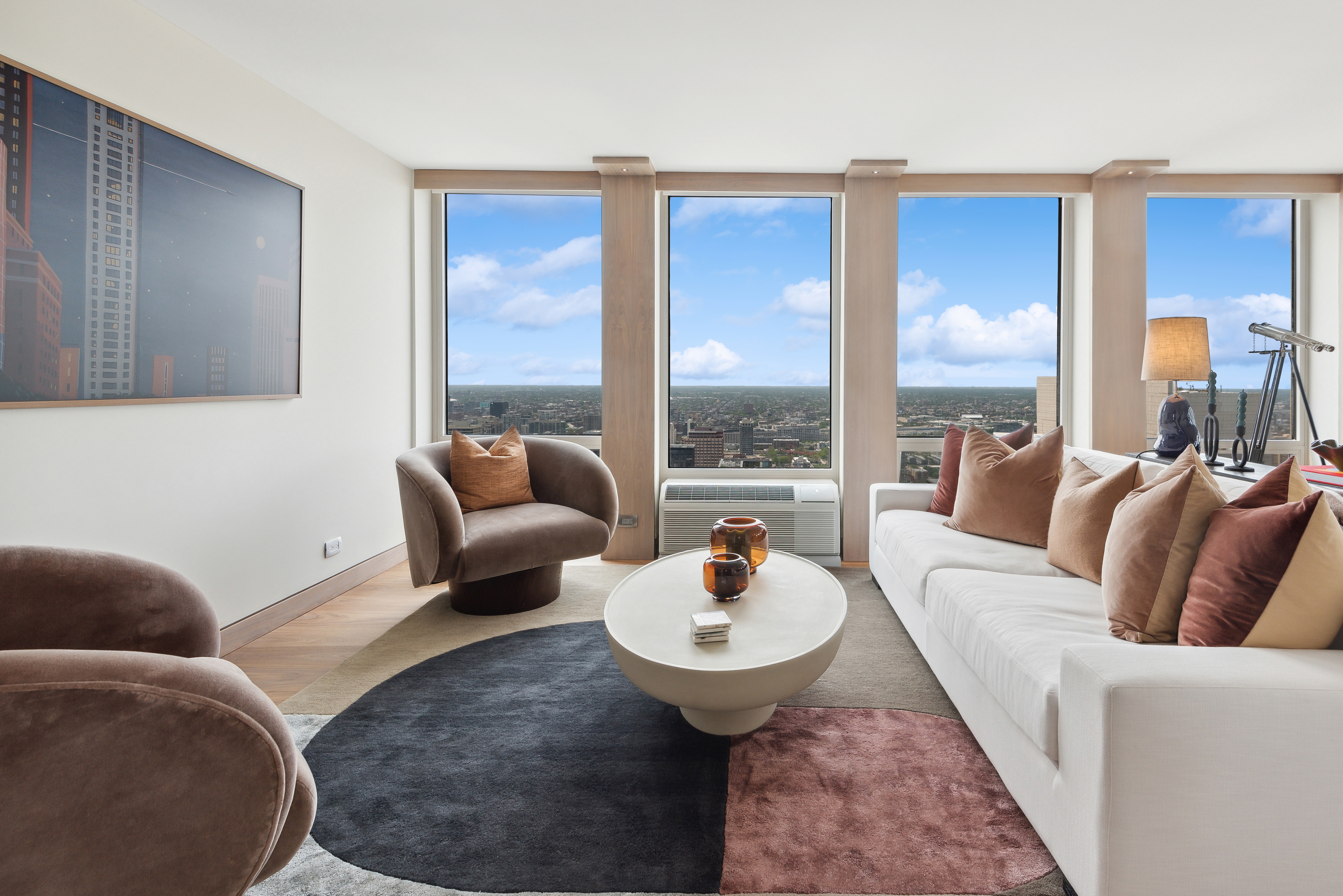  Absolutely Stunning, Penthouse Level Furnished Condo - 物件實景