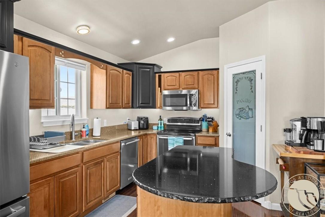 Billings, Montana, 59106, United States, 4 Bedrooms Bedrooms, ,3 BathroomsBathrooms,Residential,For Sale,1896707