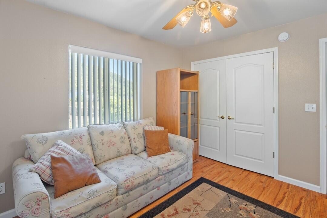 Rogue River, Oregon, 97537, United States, 3 Bedrooms Bedrooms, ,3 BathroomsBathrooms,Residential,For Sale,1944888