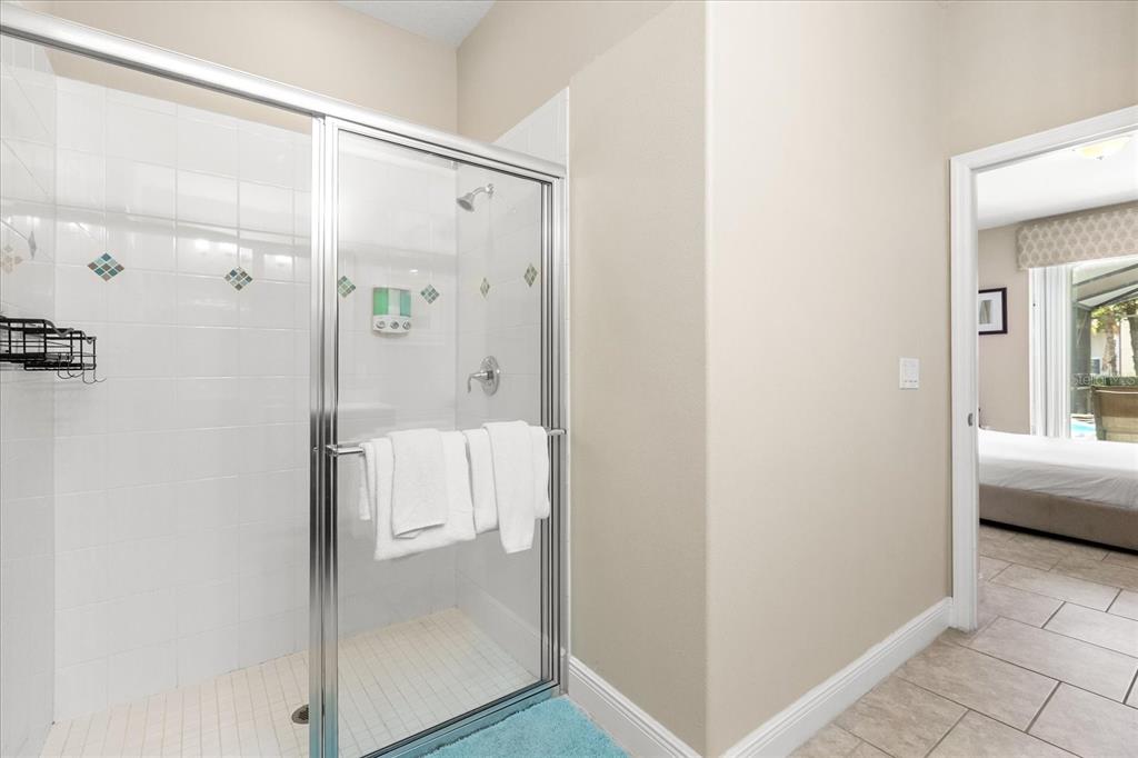 Davenport, Florida, 33837, United States, 6 Bedrooms Bedrooms, ,5 BathroomsBathrooms,Residential,For Sale,1821161