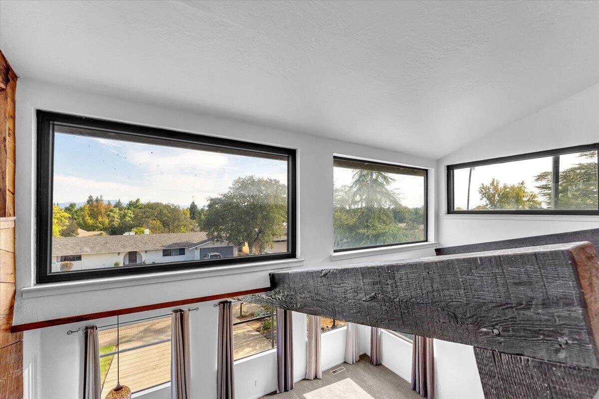 Redding, California, 96001, United States, 4 Bedrooms Bedrooms, ,3 BathroomsBathrooms,Residential,For Sale,1948468