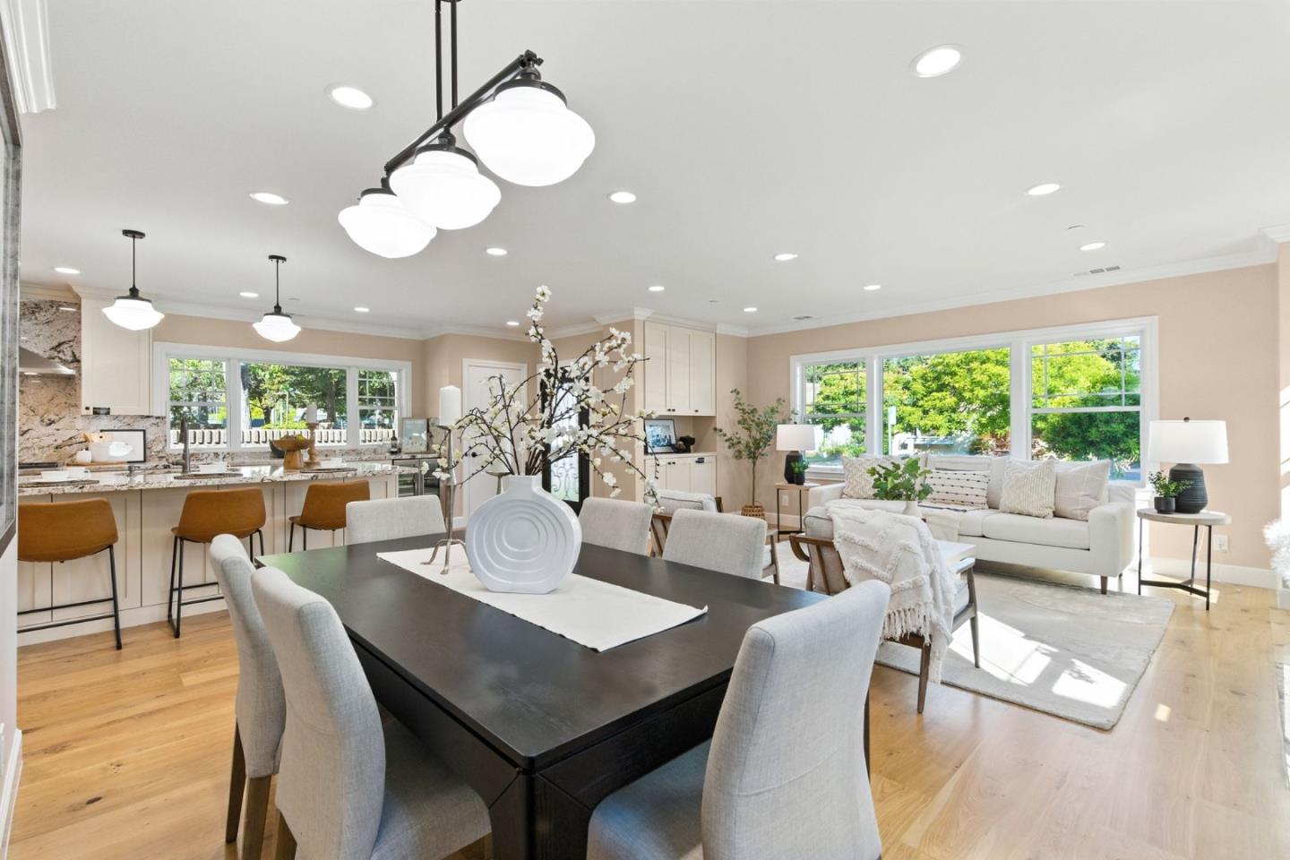 San Mateo, California, 94402, United States, 5 Bedrooms Bedrooms, ,4 BathroomsBathrooms,Residential,For Sale,1941732