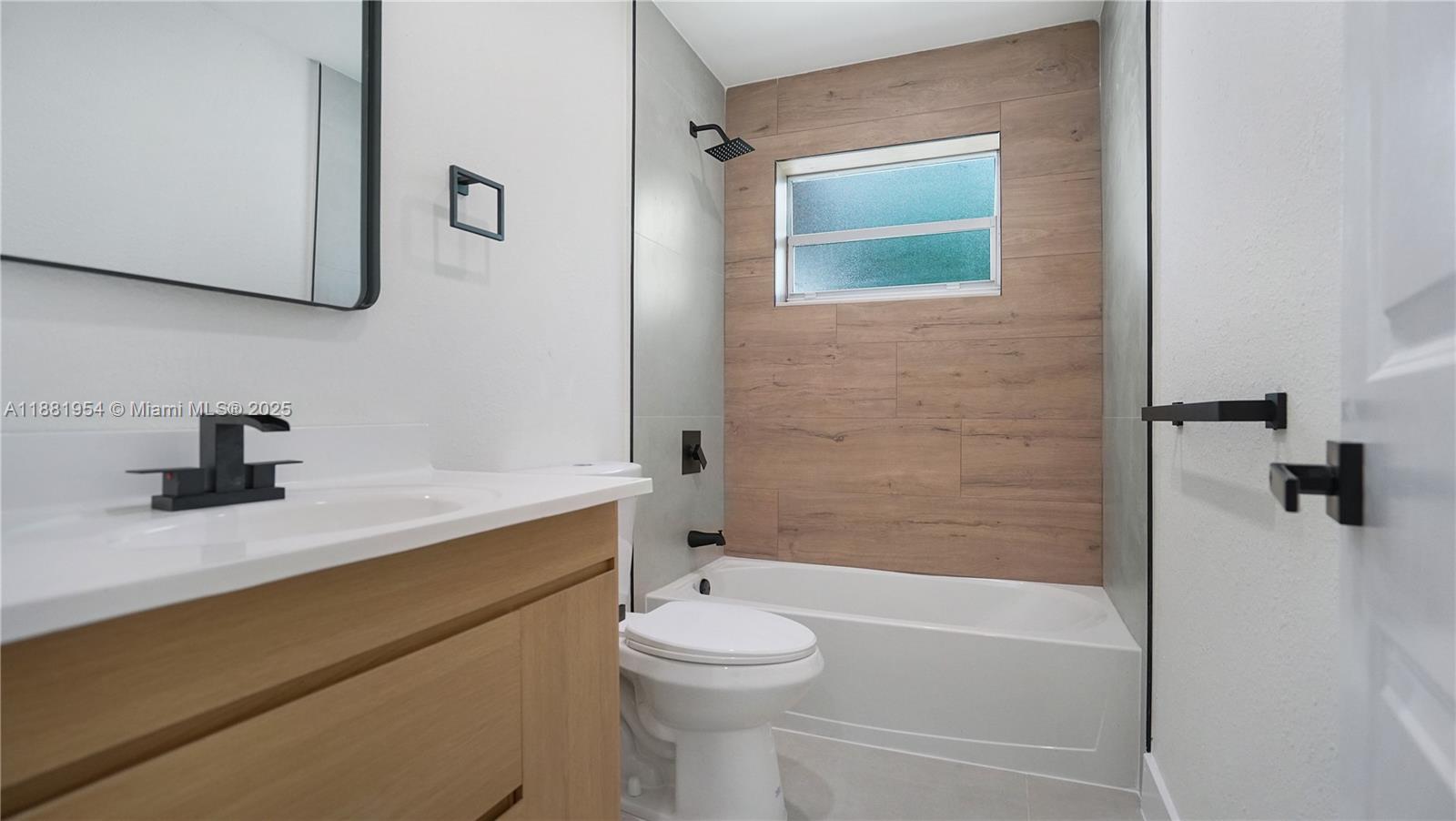 Sunrise, Florida, 33322, United States, 3 Bedrooms Bedrooms, ,2 BathroomsBathrooms,Residential,For Sale,1950754