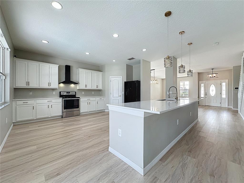 Davenport, Florida, 33896, United States, 5 Bedrooms Bedrooms, ,4 BathroomsBathrooms,Residential,For Sale,1839157