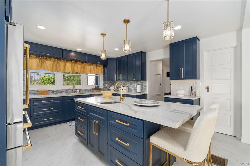 Redlands, California, 92373, United States, 5 Bedrooms Bedrooms, ,4 BathroomsBathrooms,Residential,For Sale,1810586