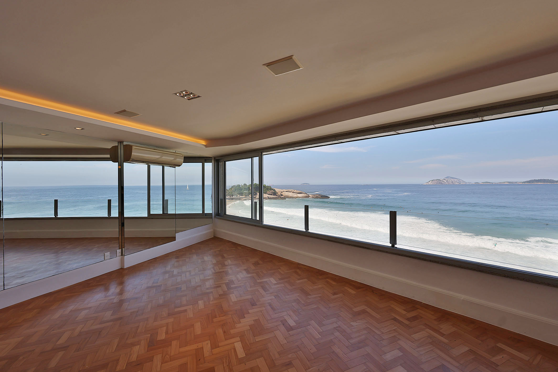  Exclusive penthouse with open views on Francisco Bhering - 物件實景