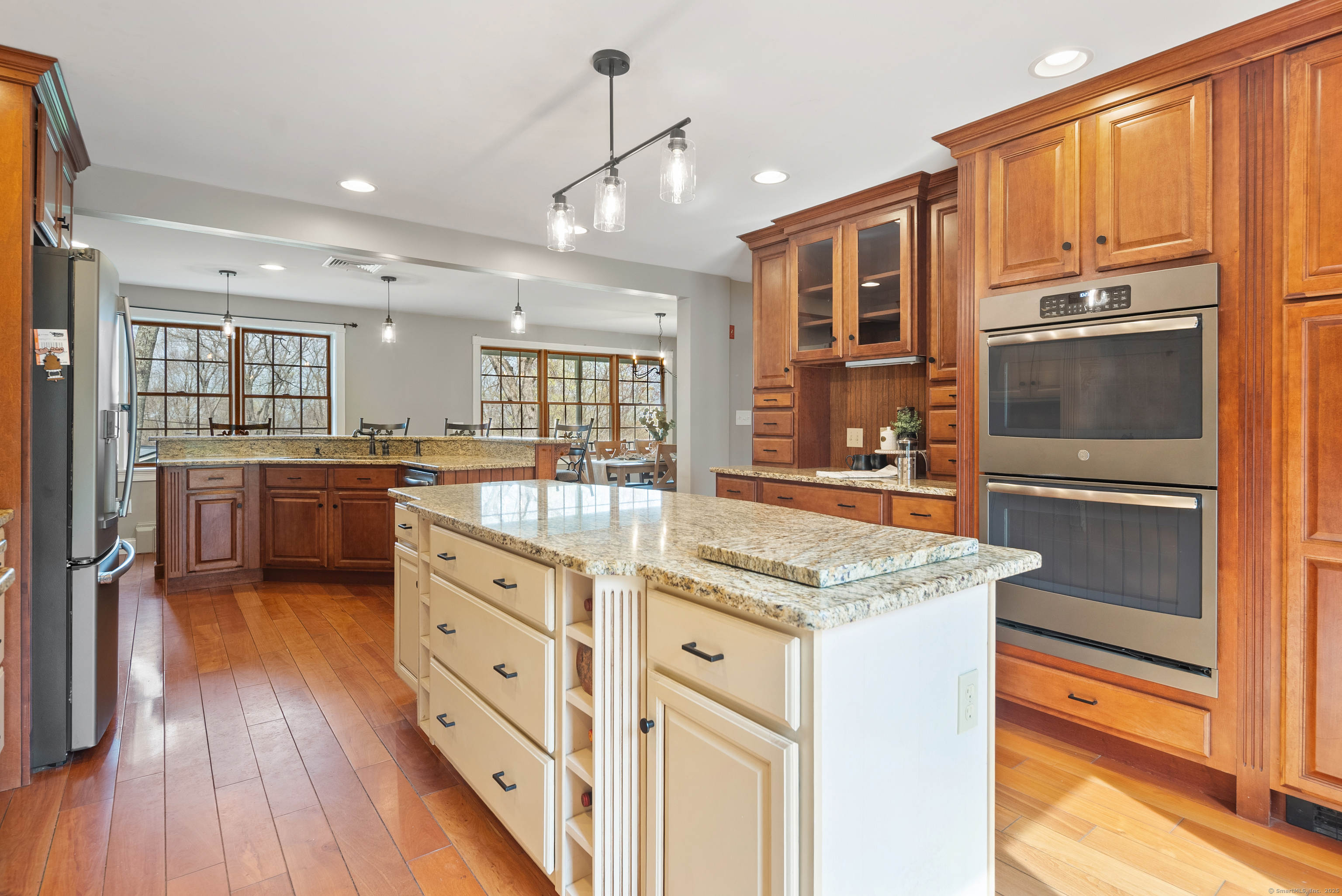 Somers, Connecticut, 06071, United States, 4 Bedrooms Bedrooms, ,4 BathroomsBathrooms,Residential,For Sale,1927442