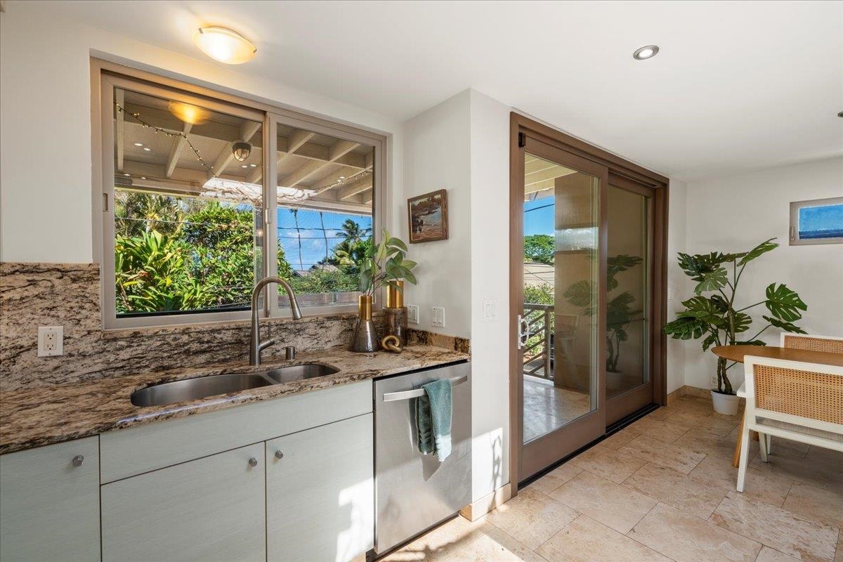 Paia, Hawaii, 96779, United States, 5 Bedrooms Bedrooms, ,4 BathroomsBathrooms,Residential,For Sale,1988155