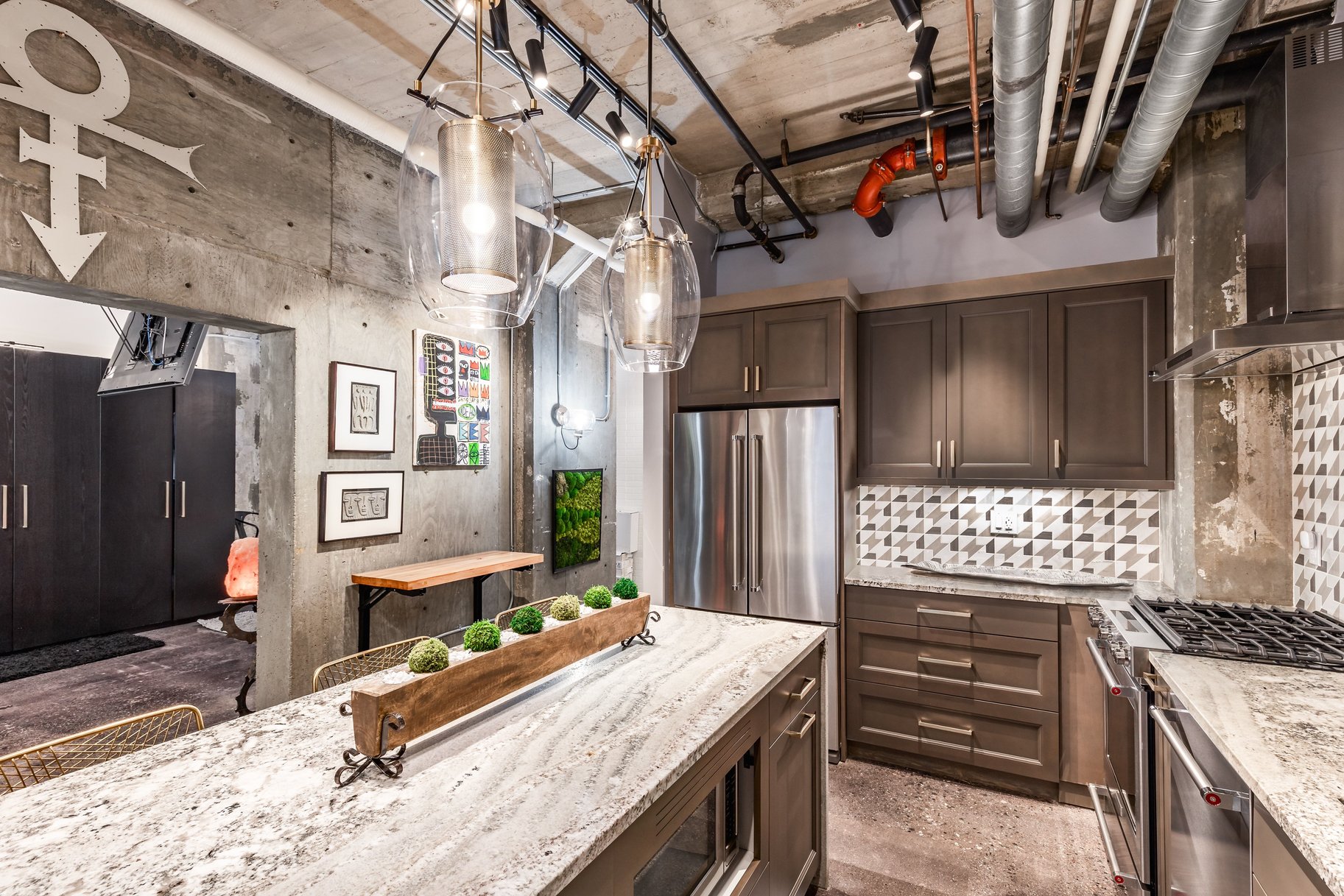  Downtown Historic Loft Meets Smart-Tech Modern Luxury - 物件實景
