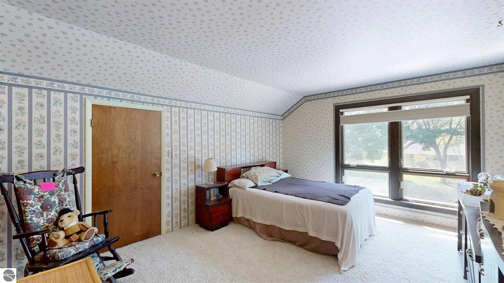 Lake Isabella, Michigan, 48893, United States, 3 Bedrooms Bedrooms, ,6 BathroomsBathrooms,Residential,For Sale,1903716