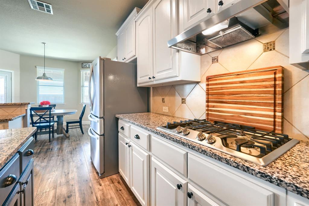 Rockwall, Texas, 75087, United States, 4 Bedrooms Bedrooms, ,4 BathroomsBathrooms,Residential,For Sale,1955135