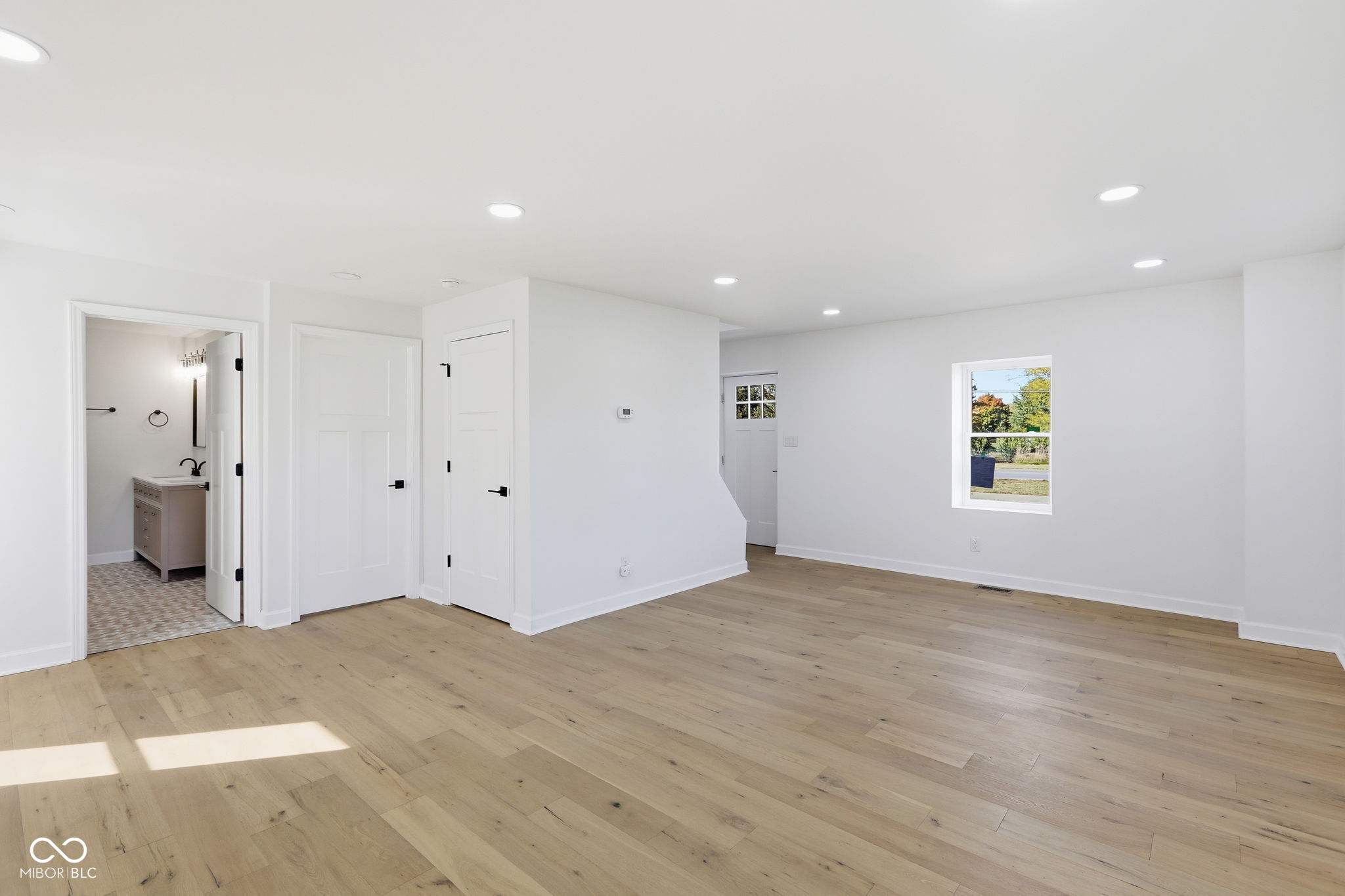 Carmel, Indiana, 46033, United States, 4 Bedrooms Bedrooms, ,3 BathroomsBathrooms,Residential,For Sale,1998022